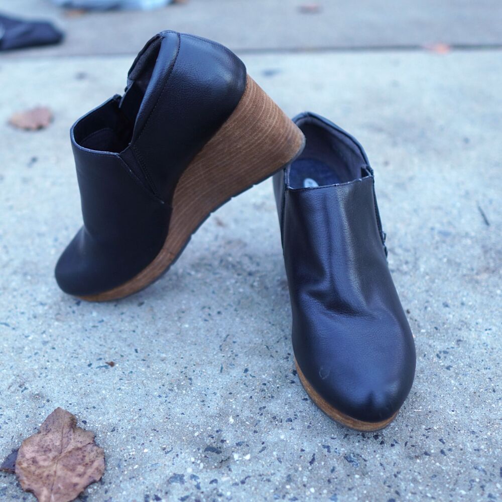 Dr Scholls Harlie Wedge Ankle Booties 11M Black Faux Leather Side Zip Comfort